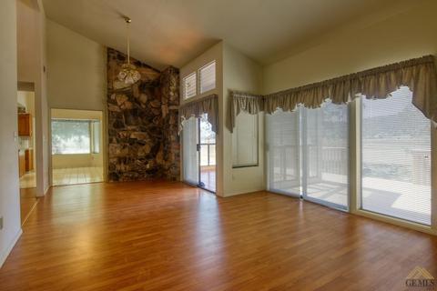 28120 Black Gold Way, Tehachapi, CA 93561 photo 6