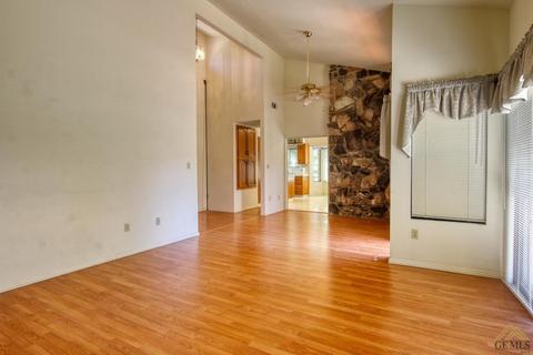 28120 Black Gold Way, Tehachapi, CA 93561 photo 7