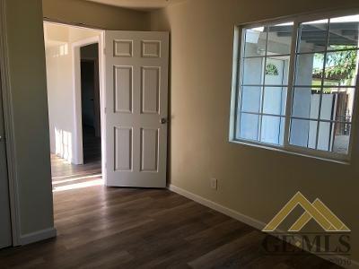 348 Combs Ave, Arvin, CA 93203 photo 7