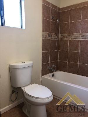 348 Combs Ave, Arvin, CA 93203 photo 10