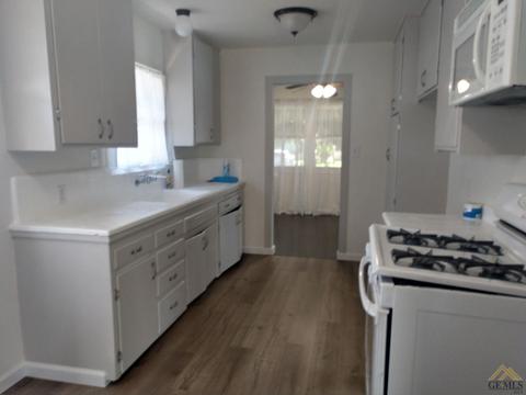 300 Wetherley Dr, Bakersfield, CA 93309 photo 6
