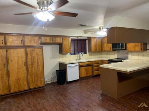 1101 Bell Ave, Taft, CA 93268 photo 7