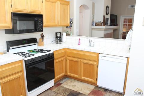 8519 Winlock St, Bakersfield, CA 93312 photo 5