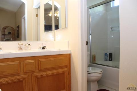 8519 Winlock St, Bakersfield, CA 93312 photo 11