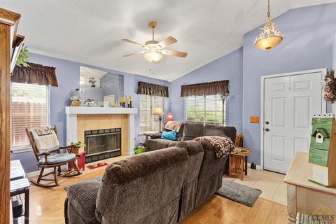 6201 Derby Dr, Bakersfield, CA 93306 photo 4