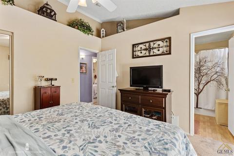 6201 Derby Dr, Bakersfield, CA 93306 photo 11