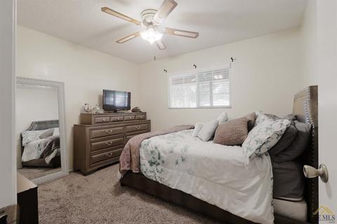 220 Maple St, Shafter, CA 93263 photo 20