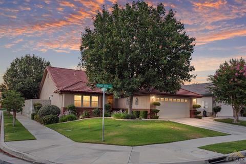 9918 Brandy Rose St, Bakersfield, CA 93311 photo 2
