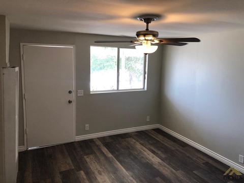 309 Olive Ave, Taft, CA 93268 photo 2