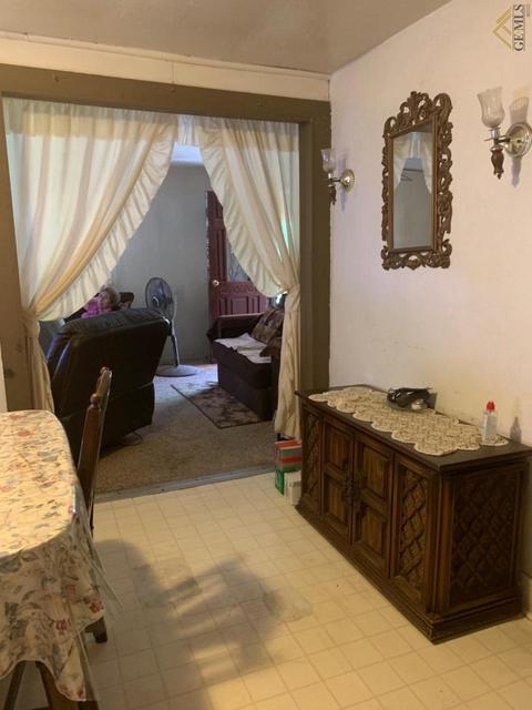 524 Walker St, Arvin, CA 93203 photo 11
