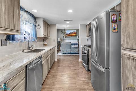 11809 Cactus Dr, Bakersfield, CA 93312 photo 4