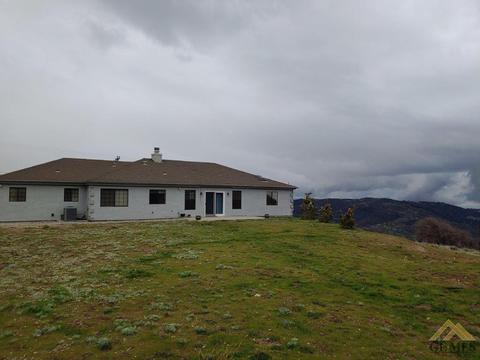 24931 Paramount Dr, Tehachapi, CA 93561 photo 3