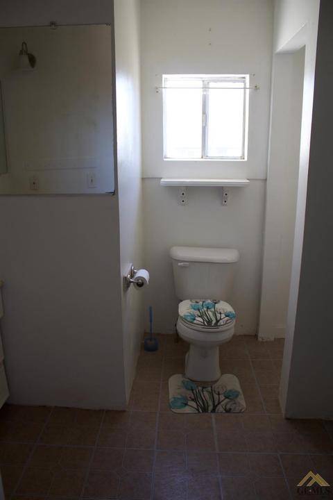 421 Asher Ave, Taft, CA 93268 photo 9
