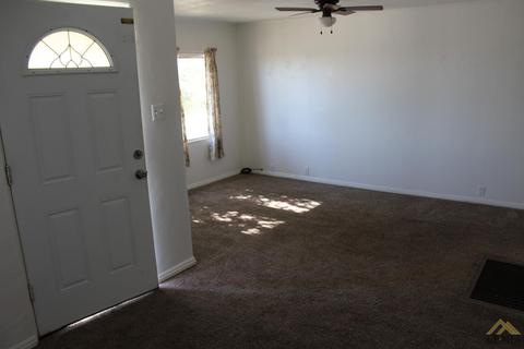421 Asher Ave, Taft, CA 93268 photo 4