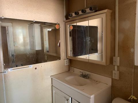 340 3rd St, Buttonwillow, CA 93206 photo 14