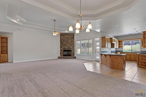 28860 Shannon Ct, Tehachapi, CA 93561 photo 9