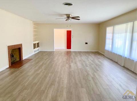 2417 Beech St, Bakersfield, CA 93301 photo 3