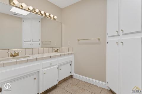 9413 Spokane Ave, Bakersfield, CA 93312 photo 28