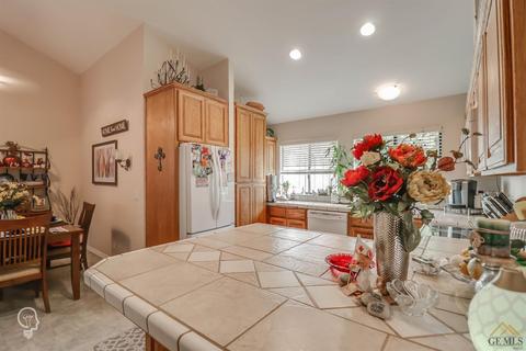 38 Village Ln, Tehachapi, CA 93561 photo 9