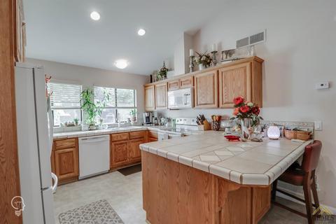 38 Village Ln, Tehachapi, CA 93561 photo 11