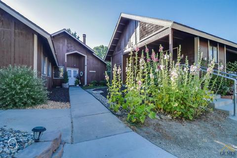 38 Village Ln, Tehachapi, CA 93561 photo 3