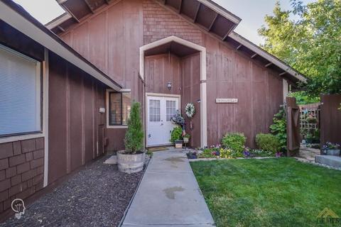 38 Village Ln, Tehachapi, CA 93561 photo 1