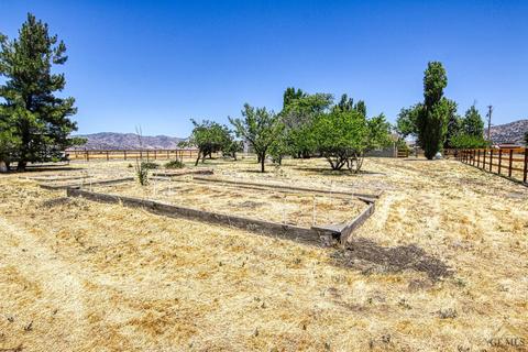 18461 Santa Anita St, Tehachapi, CA 93561 photo 36