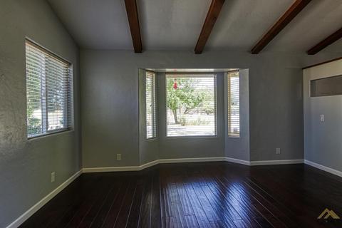 18461 Santa Anita St, Tehachapi, CA 93561 photo 8