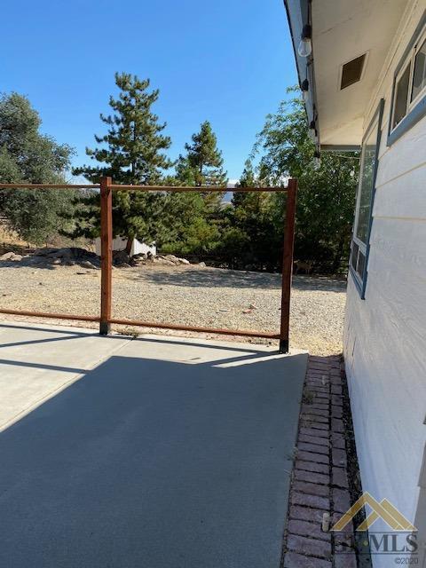 21505 Belmont Dr, Tehachapi, CA 93561 photo 18