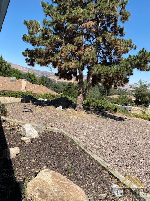 21505 Belmont Dr, Tehachapi, CA 93561 photo 2