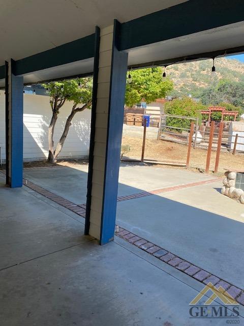 21505 Belmont Dr, Tehachapi, CA 93561 photo 17