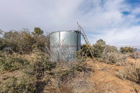 17411 Summers Dr, Tehachapi, CA 93561 photo 19