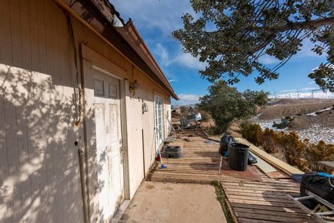 17411 Summers Dr, Tehachapi, CA 93561 photo 5