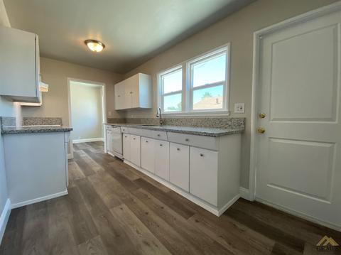 5 Cypress Ln, Taft, CA 93268 photo 4