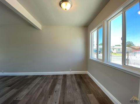 5 Cypress Ln, Taft, CA 93268 photo 3