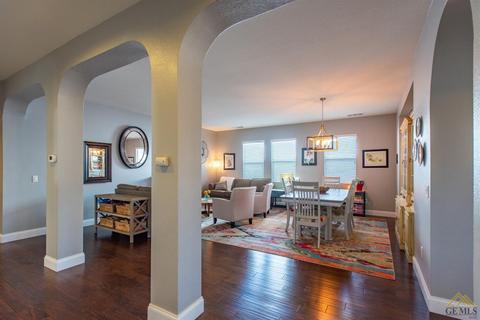 1002 Carolyn Ln, Tehachapi, CA 93561 photo 4