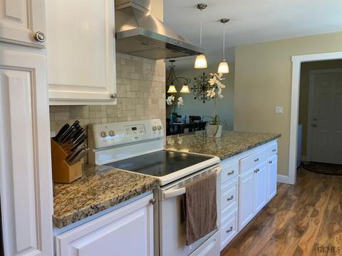 29201 Horsethief Dr, Tehachapi, CA 93561 photo 9