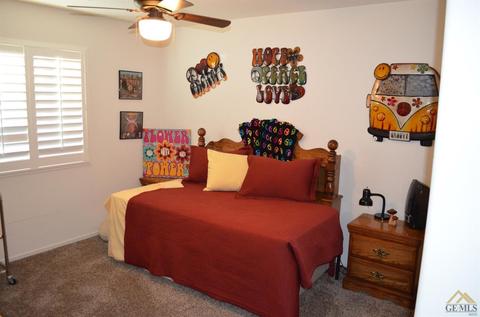 12115 Ruby River Dr, Bakersfield, CA 93312 photo 17