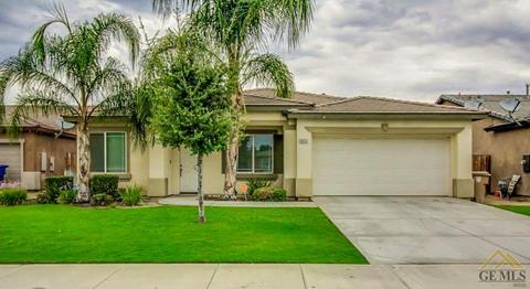 2422 Trapper St, Bakersfield, CA 93313 photo 1