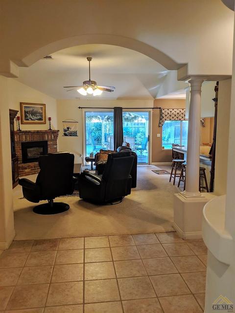 602 Faversham Way, Bakersfield, CA 93311 photo 9