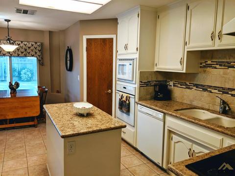 602 Faversham Way, Bakersfield, CA 93311 photo 16