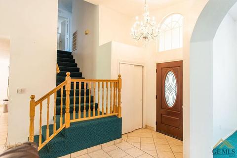 1640 5th Pl, Delano, CA 93215 photo 3