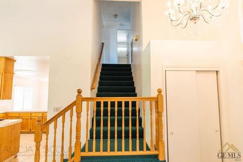 1640 5th Pl, Delano, CA 93215 photo 5