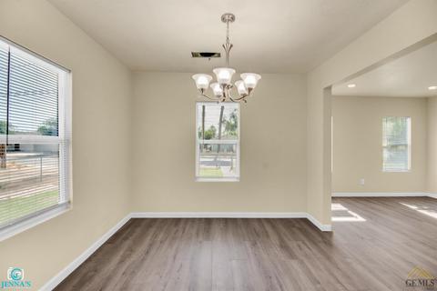 237 Broadway St, Wasco, CA 93280 photo 5