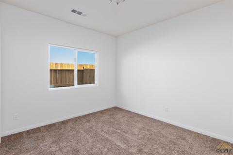 9902 Turning Leaf Ln, Bakersfield, CA 93306 photo 6