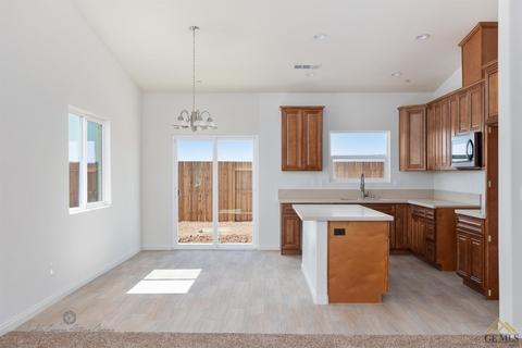 9902 Turning Leaf Ln, Bakersfield, CA 93306 photo 7
