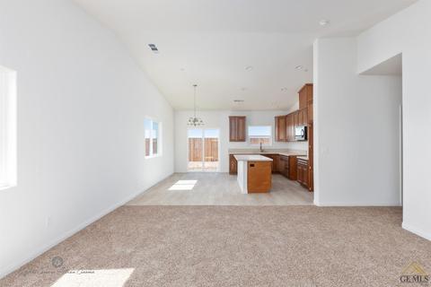 9902 Turning Leaf Ln, Bakersfield, CA 93306 photo 8