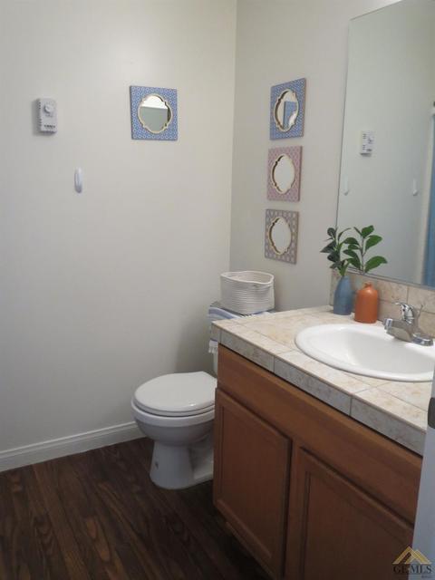 9214 Eucalyptus Dr, Bakersfield, CA 93306 photo 20