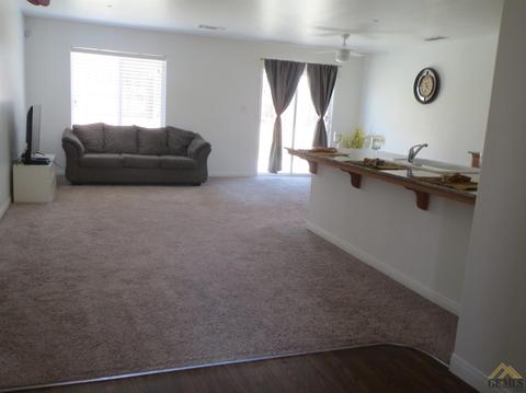 9214 Eucalyptus Dr, Bakersfield, CA 93306 photo 12