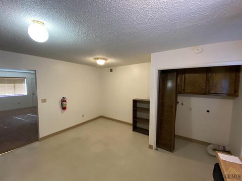 539 Front St, Taft, CA 93268 photo 7